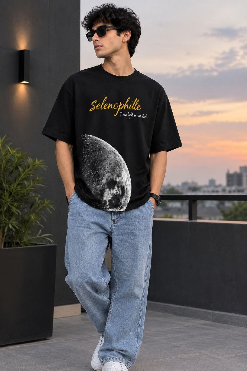 SELENOPHILE MOON OVERSIZED TEES